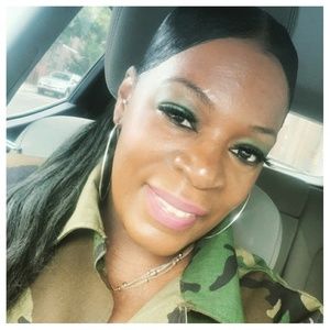 Meet your Posher, Kim